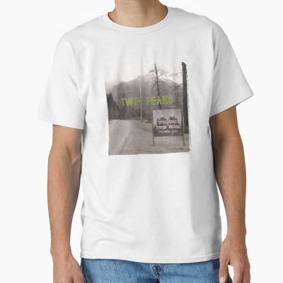 Twin Peaks Mountain View Photoreal T-shirt